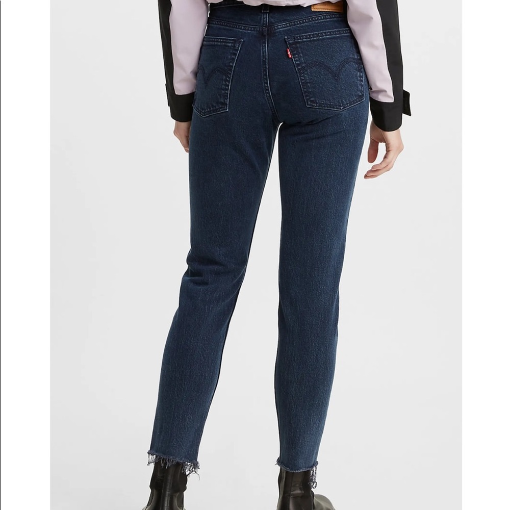 Levi’s Wedgie Icon Fit Raw Hem Jeans